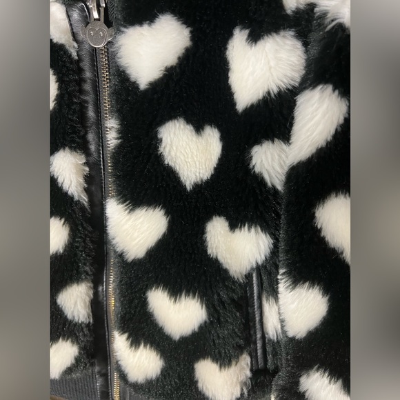 APPAMAN FAUX FUR HEART HOODED COAT EARS BLACK WHITE HEARTS HOOD JACKET BOMBER 6 - Picture 4 of 12